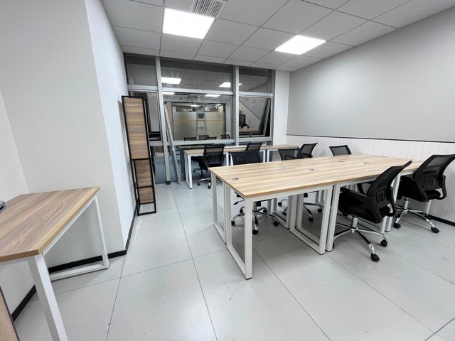 天津升降机油缸商家